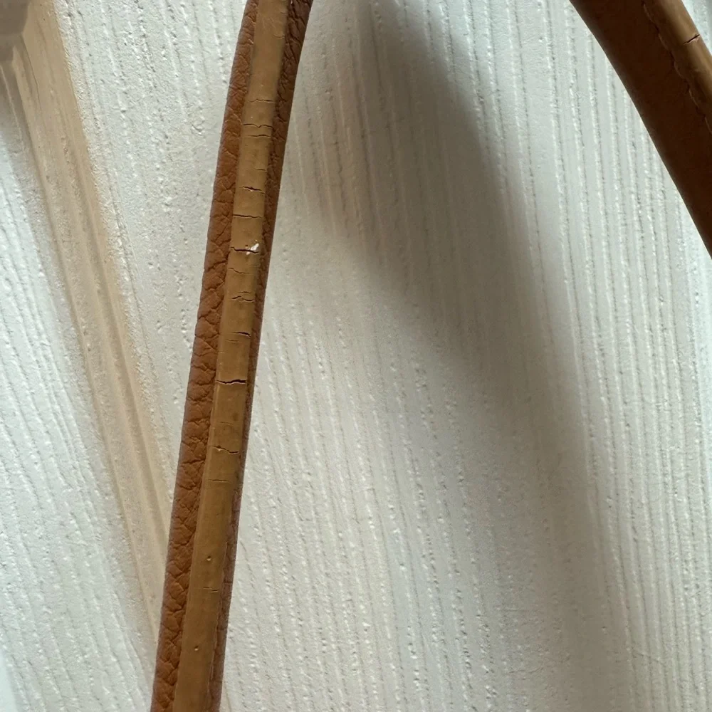 Elegant Radley London Tan Leather Handbag - Picture 5 of 7